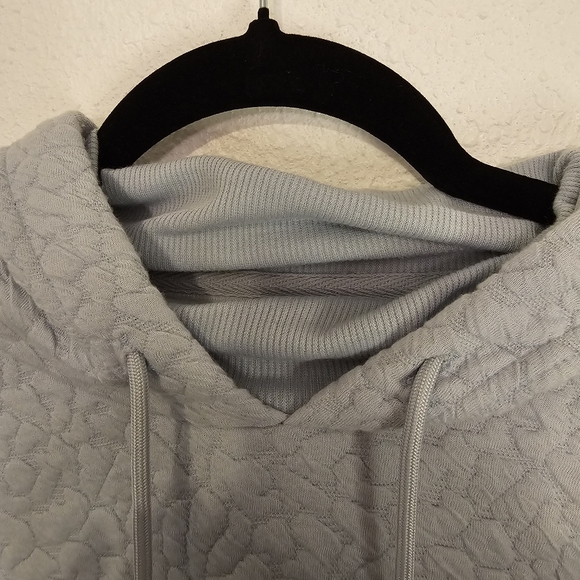 Tahari Sport Plus Activewear Top Hoodie w/Drawstrings Light Blue Size 2X NWT - Picture 5 of 16